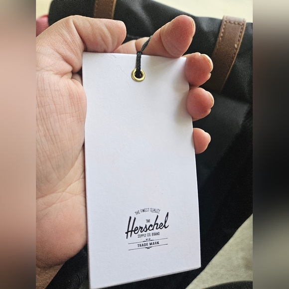 Herschel Little America™ Backpack - 30L Black/Tan - Picture 10 of 16